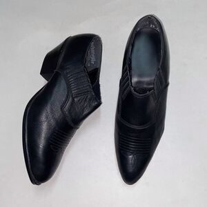 Wrangler Black Leather Women’s
Derbys Made In USA #19 7860 94602 Size 7.5 M